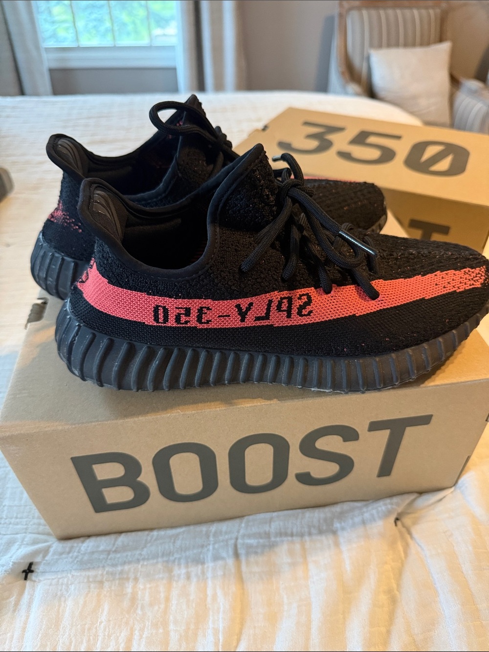 YEEZY 350 v2